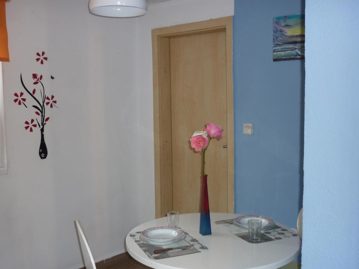 Apartman Тисно Екстериор снимка